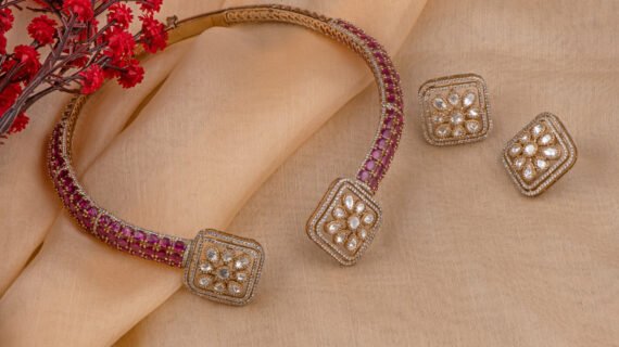 Zevy Hasli Elegant Statement Neckpiece