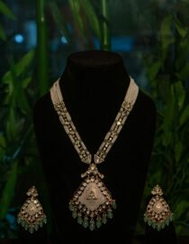 KUNDAN WITH MINAKARI NECLACE