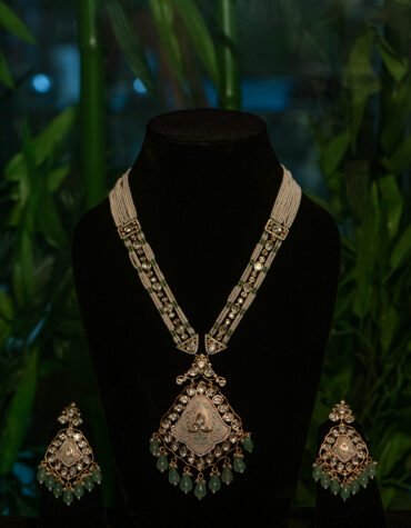 KUNDAN WITH MINAKARI NECLACE