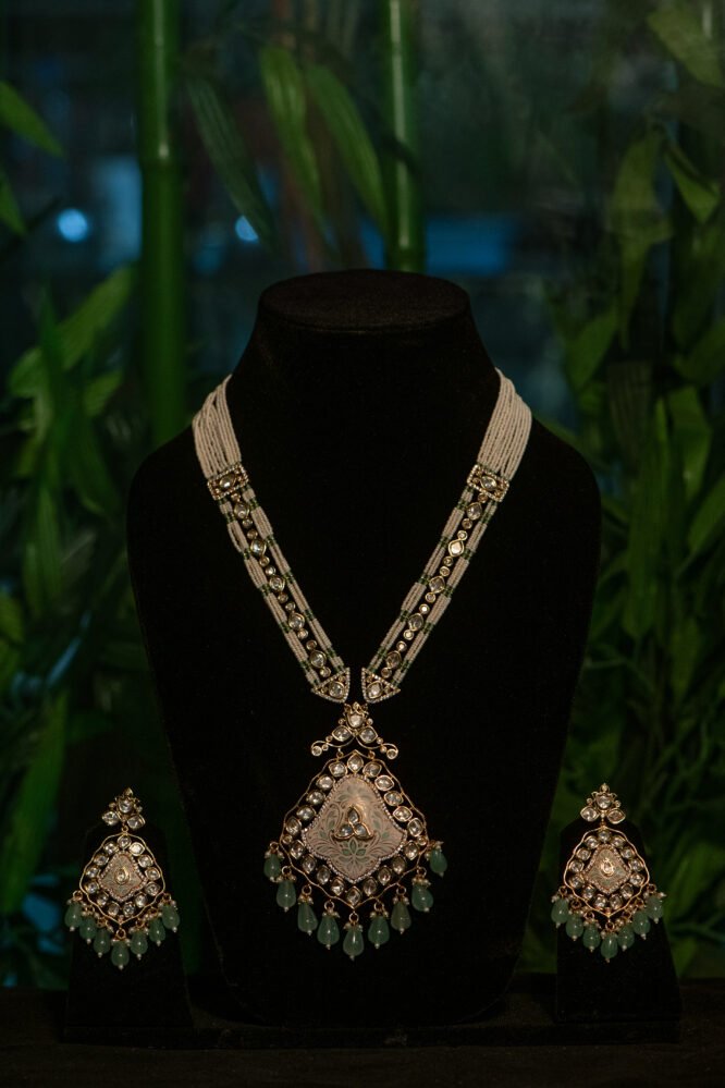 KUNDAN WITH MINAKARI NECLACE