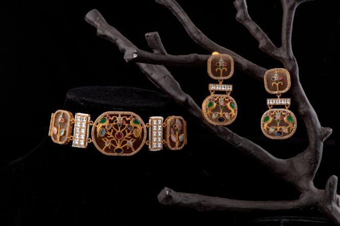 Gold Polished Red Doublet Stone Choker