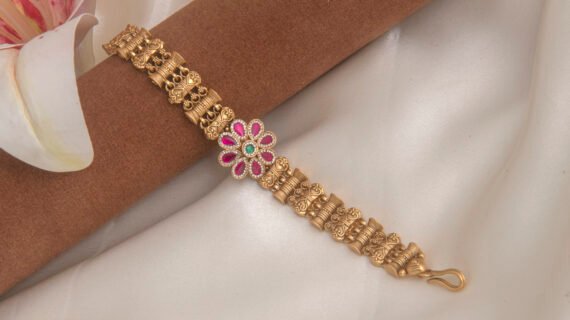 Gold Polished Heritage Bracelet