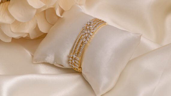 Gold Polished Zircon Kada Bracelet