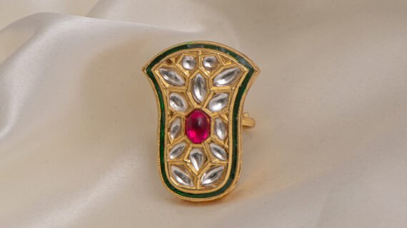 Gold Polished Arched Kundan Ring