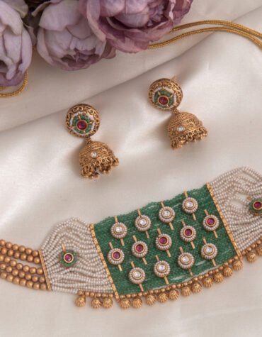 24 Carat Gold Polished Kundan Heritage Jewellery