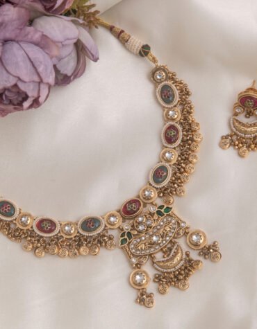 24 Carat Gold Polished Kundan Heritage Jewellery