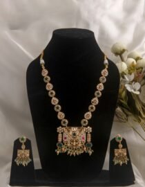 24 Carat Gold Polished Kundan Heritage Jewellery