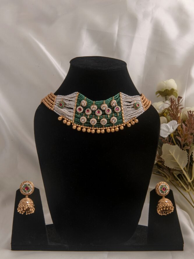24 Carat Gold Polished Kundan Heritage Jewellery