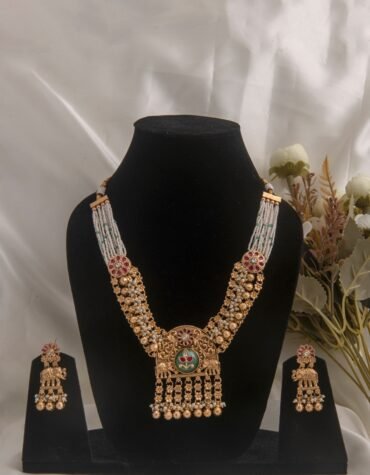 24 Carat Gold Polished Kundan Heritage Jewellery