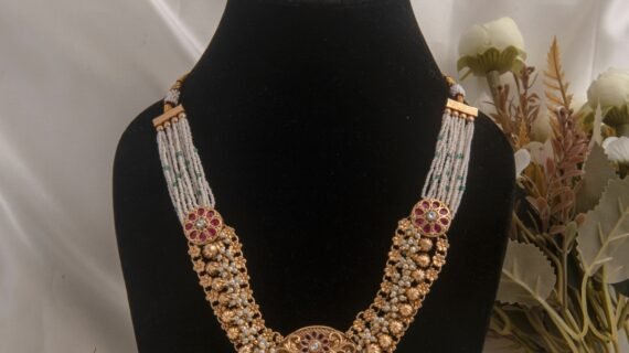 24 Carat Gold Polished Kundan Heritage Jewellery