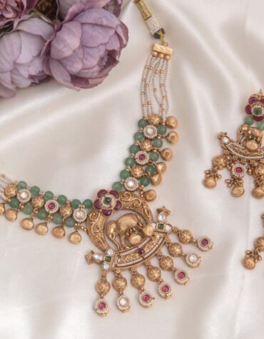 24 Carat Gold Polished Kundan Heritage Jewellery