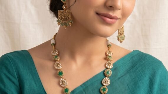 24 Carat Gold Polished Kundan Heritage Jewellery