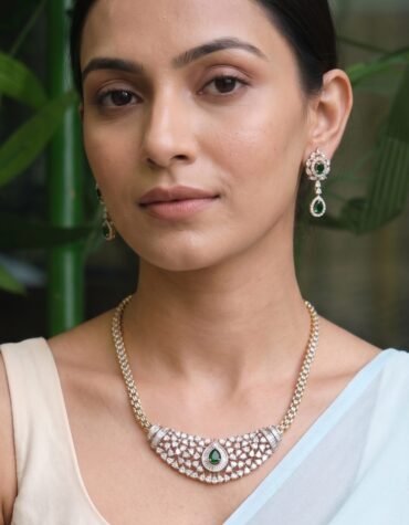 Classic Stone Necklace Set with Pendant